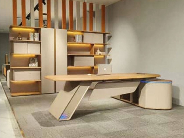 میز مدیریت پاچیرا