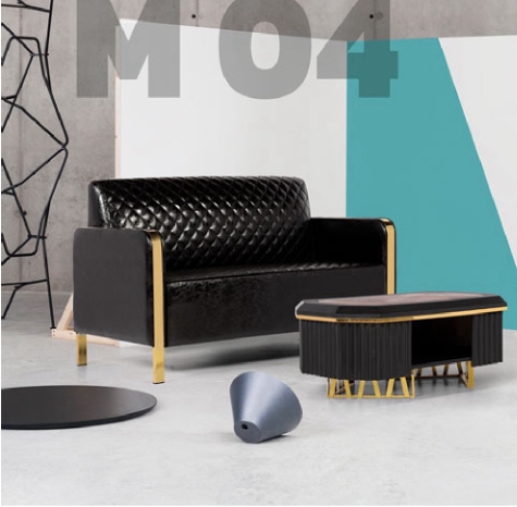 مبل دو‌نفره آنتیک M04